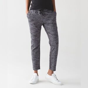 LULULEMON Jet Pant Charcoal Gray Size 4